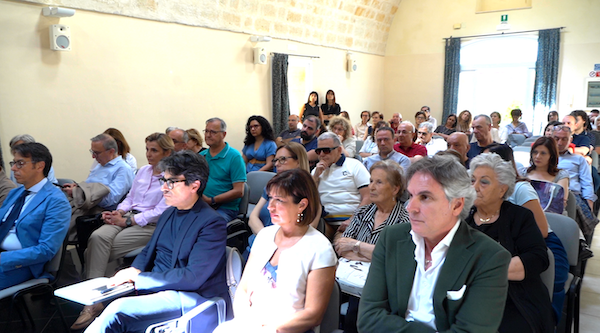Presentazione_rapporto_povert_à_Caritas_Matera-Irsina_02.png