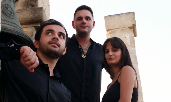Trio_Helike.jpg